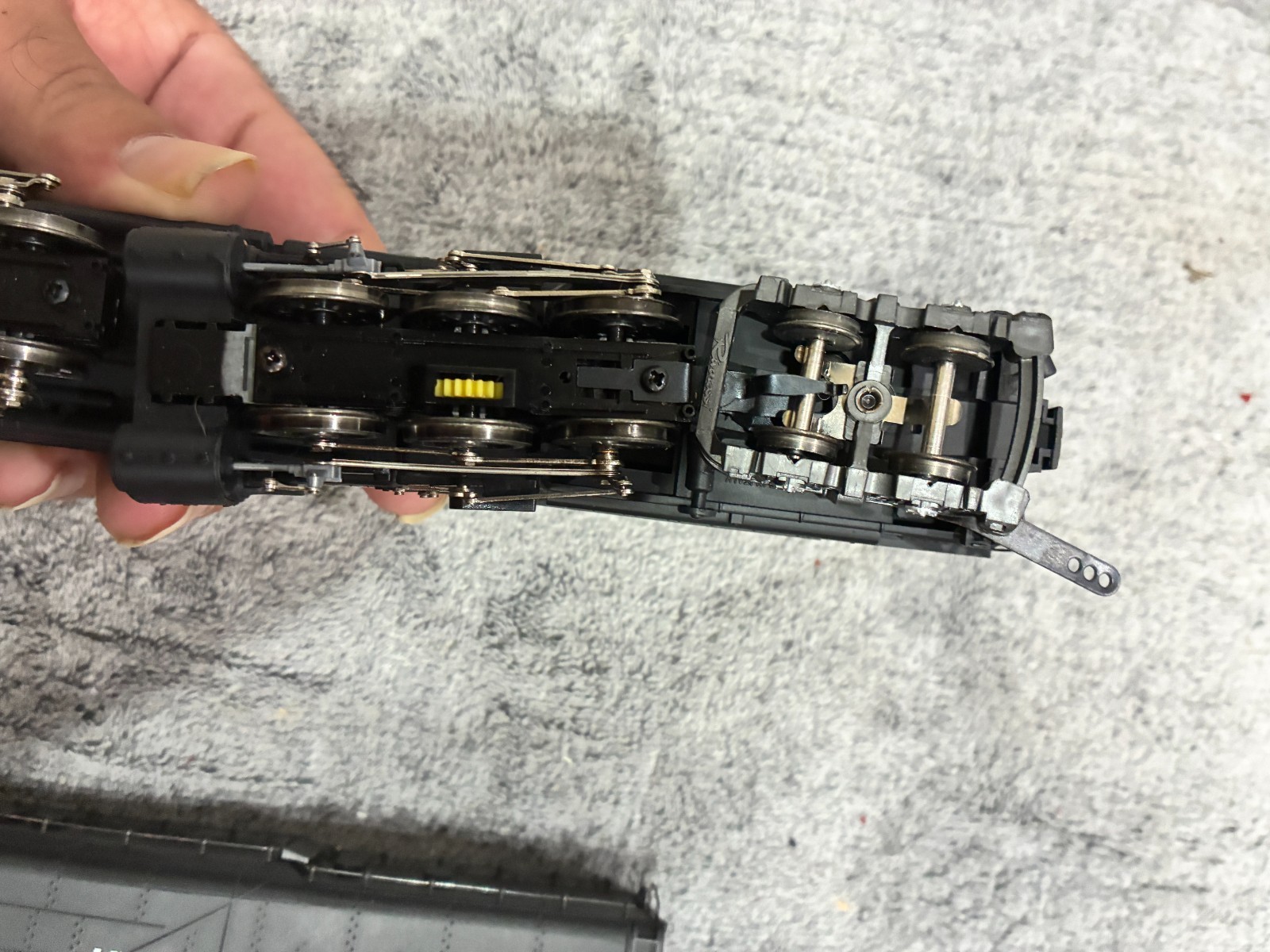 Rivarossi HO Union Pacific Challenger 4-6-6-4 #3985 w/ Tender Working! No Box