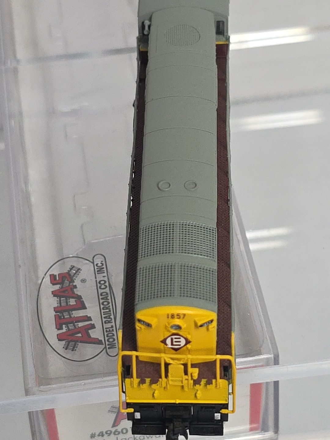 N Scale Atlas 49601 DC/DCC Erie Lackawanna 1857 H24-66 FM Trainmaster Diesel