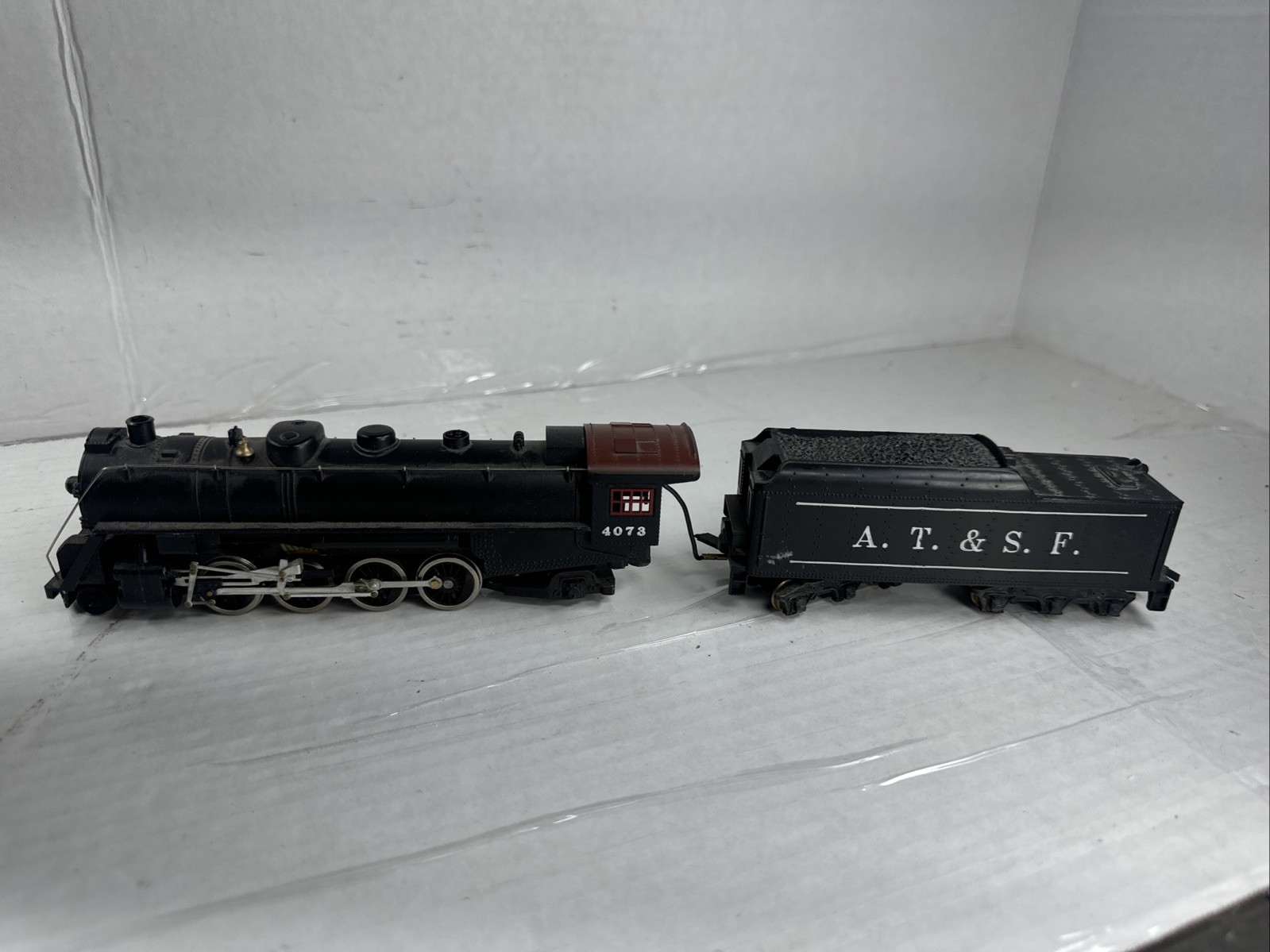 Mantua Ho Scale Metal Mikado 2-8-2 Santa Fe Steam Locomotive Engine