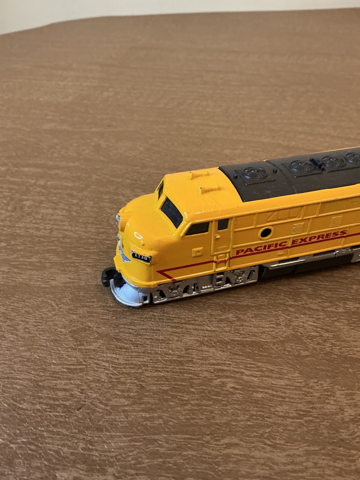 PACIFIC EXPRESS 1730 Pull Back TRAIN Locomotive Engine TOYSMITH
