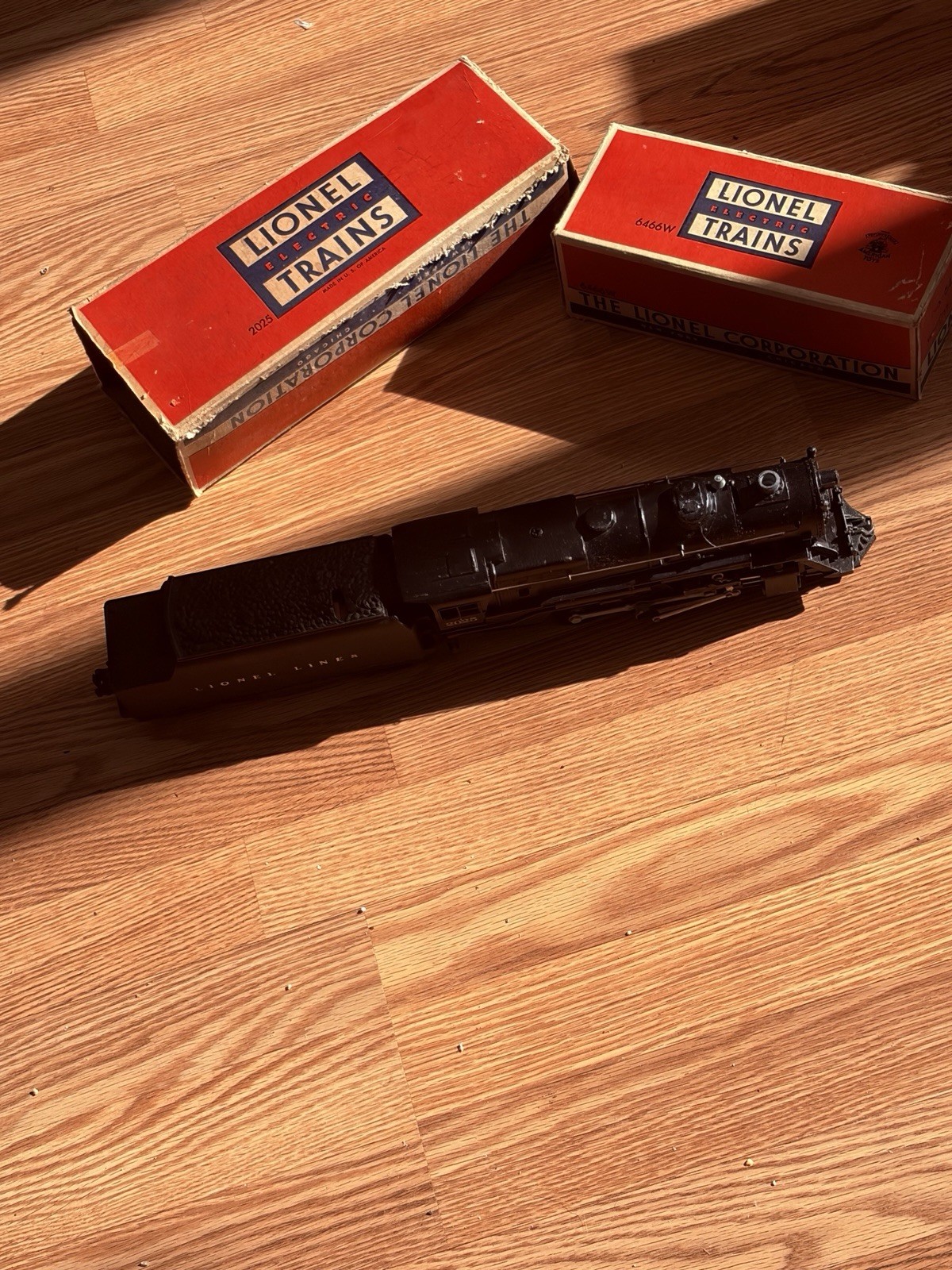 Engine No 2025 With tender 6466W Set with Boxes