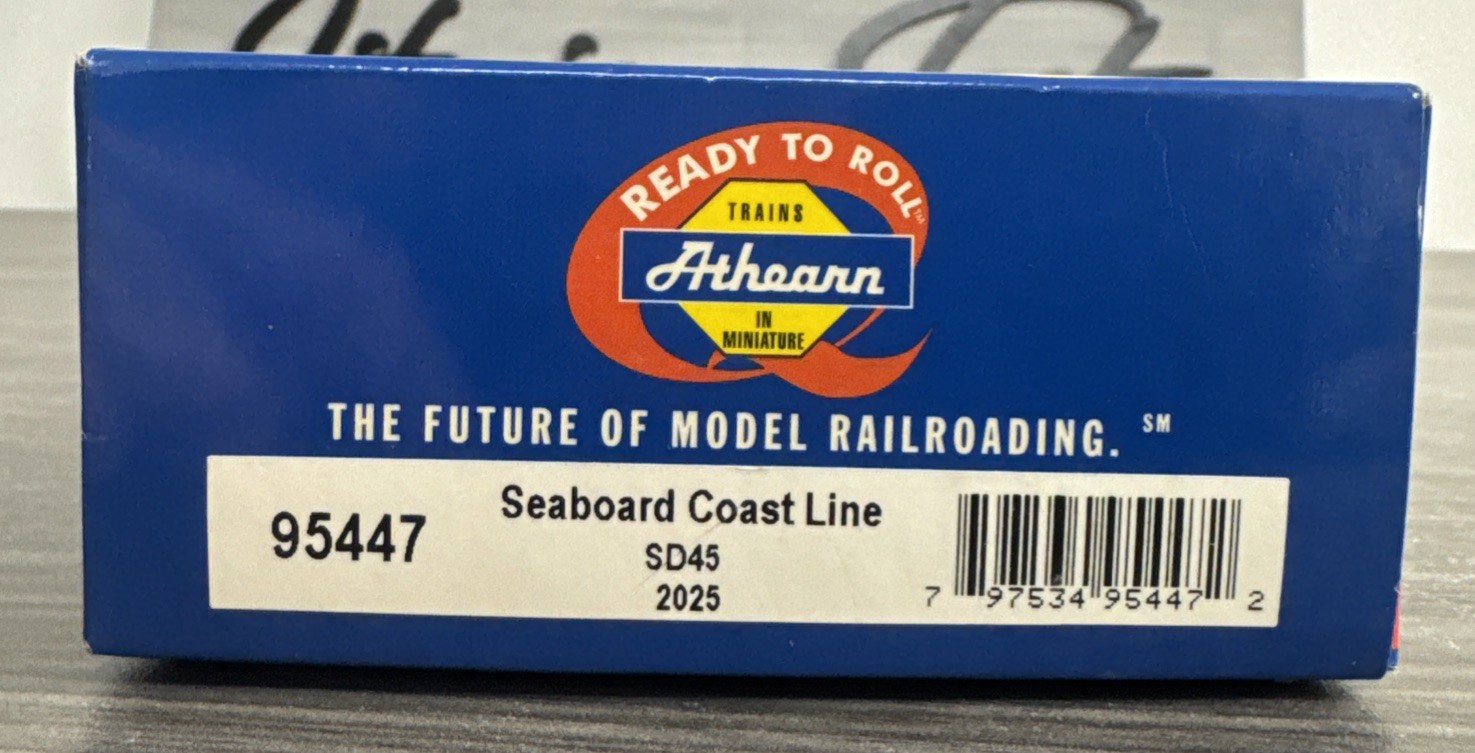 Athearn HO #95447 Seaboard Coast Line SD45 Diesel Loco #2025 – DCC Ready & LNIB!