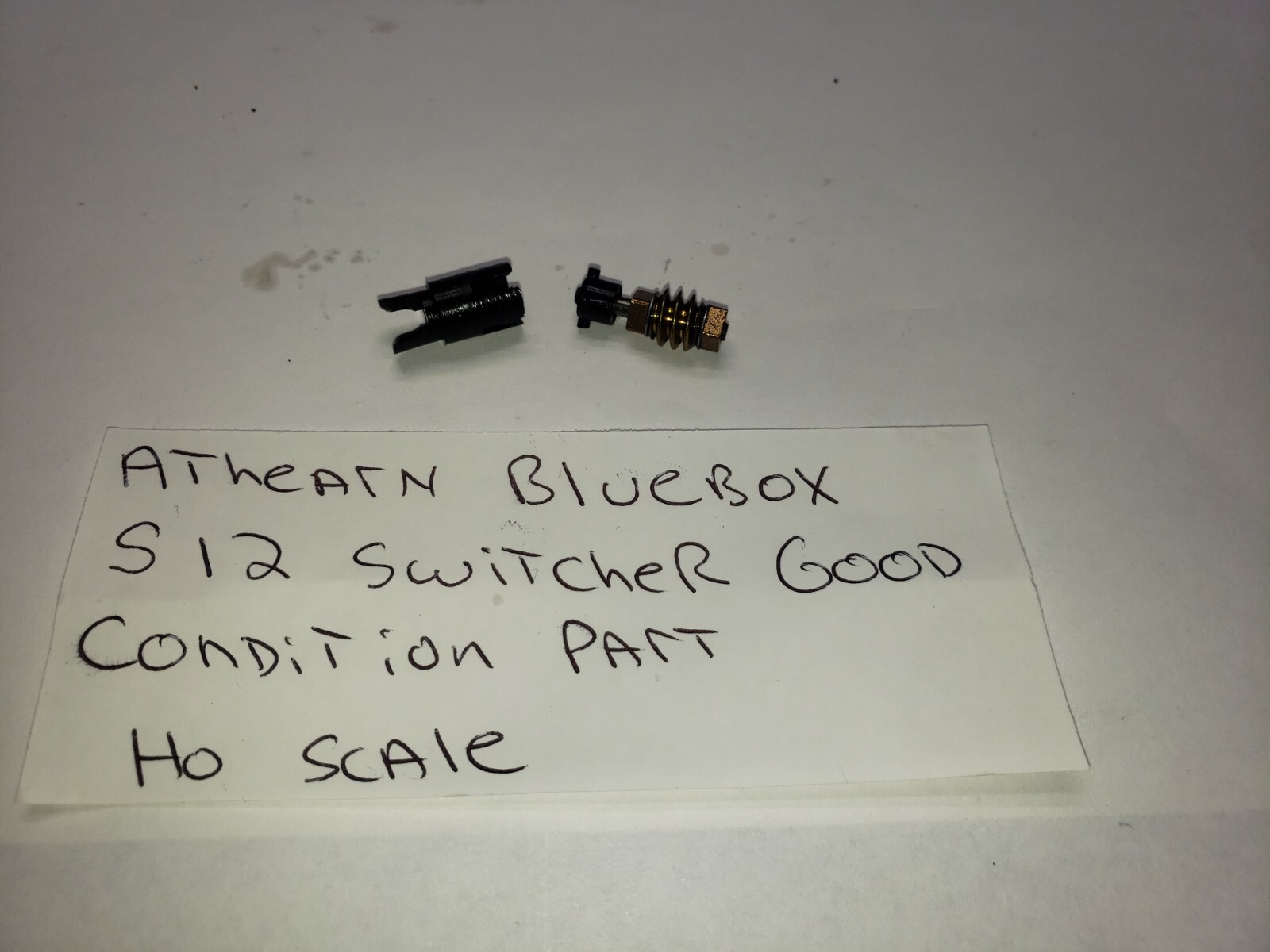 S12 HO WORM GEAR COUPLER ASSEMBLY Athearn S12 Switcher Diesel Locomotive