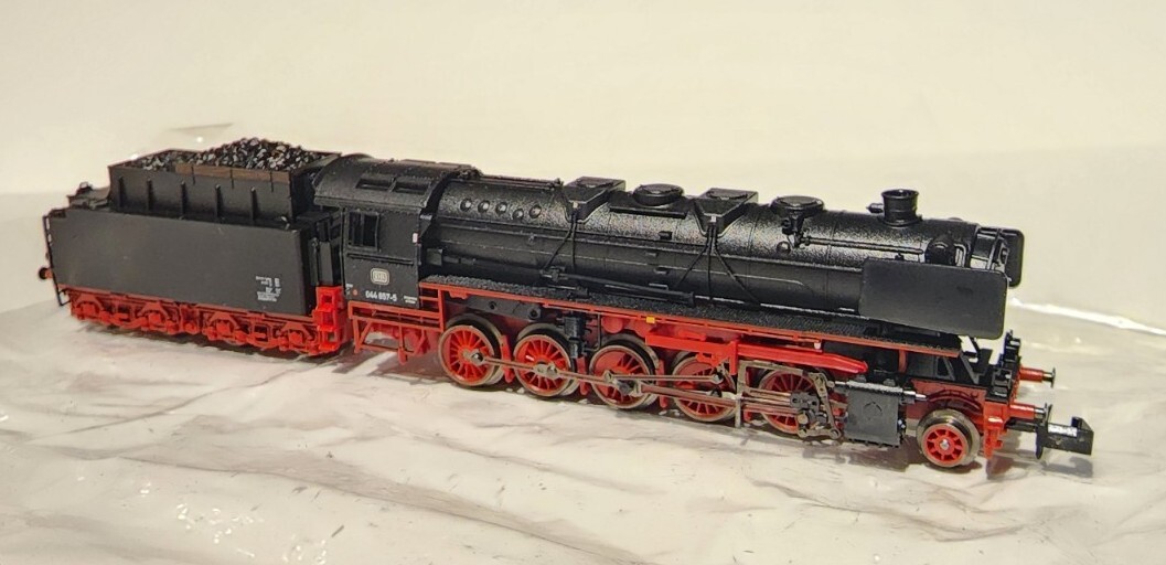 TRIX N Scale 2-10-0 Dampflok BR 44 Steam Locomotive 12549