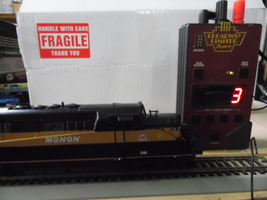 HO 36 MONON BL2 LOG TRAIN DCC “TESTED”