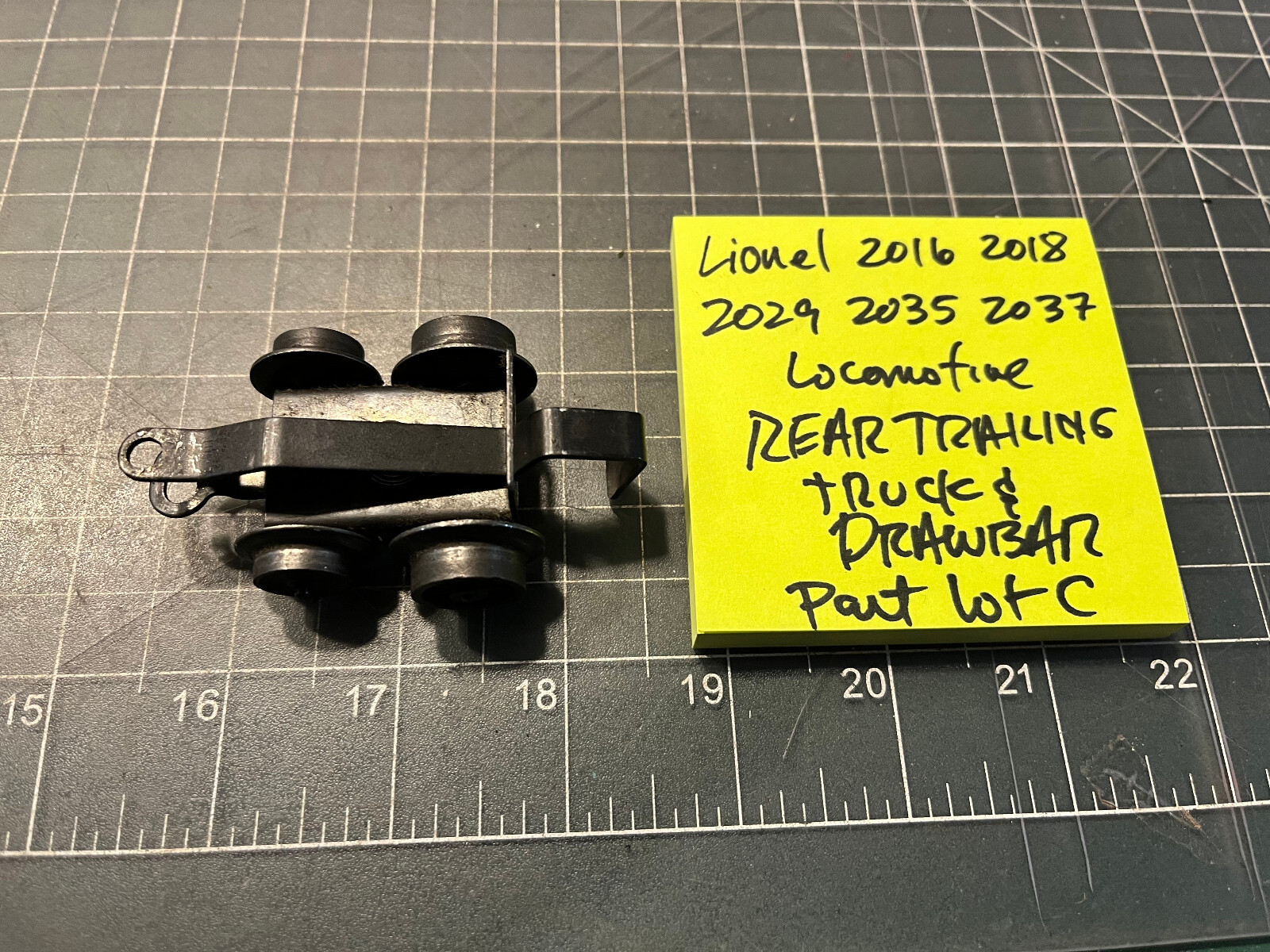 Lionel Train 2016 2018 2035 2037 Locomotive 4 WHEEL TRAILING TRUCK PART LOT C