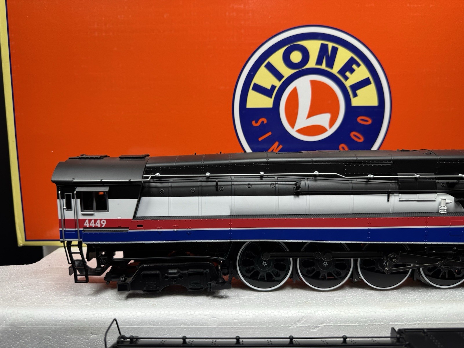 Lionel LEGACY 6-83197 American Freedom Train GS-4 steam engine #4449 LNIB HTF