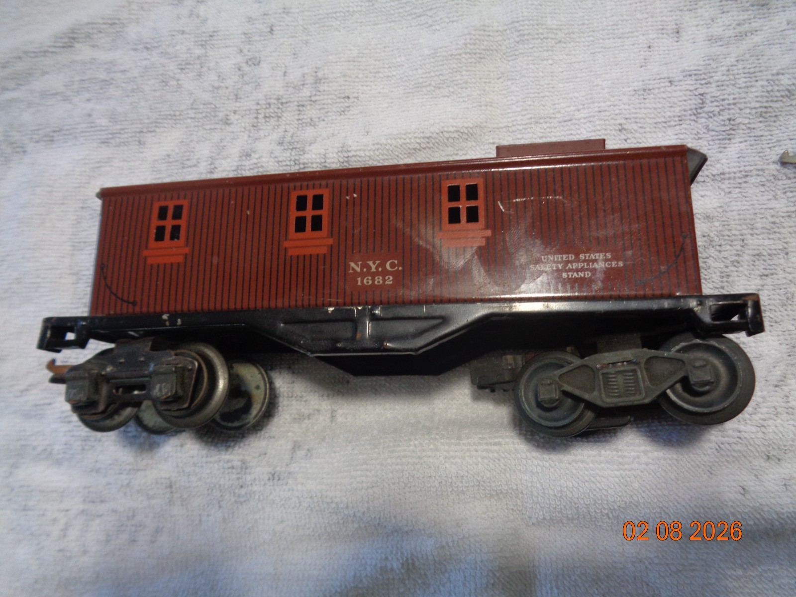 Lionel Vintage Pre War (1937-41) # 1668 Black Steam Loco, #1689T Tender & 3 Cars
