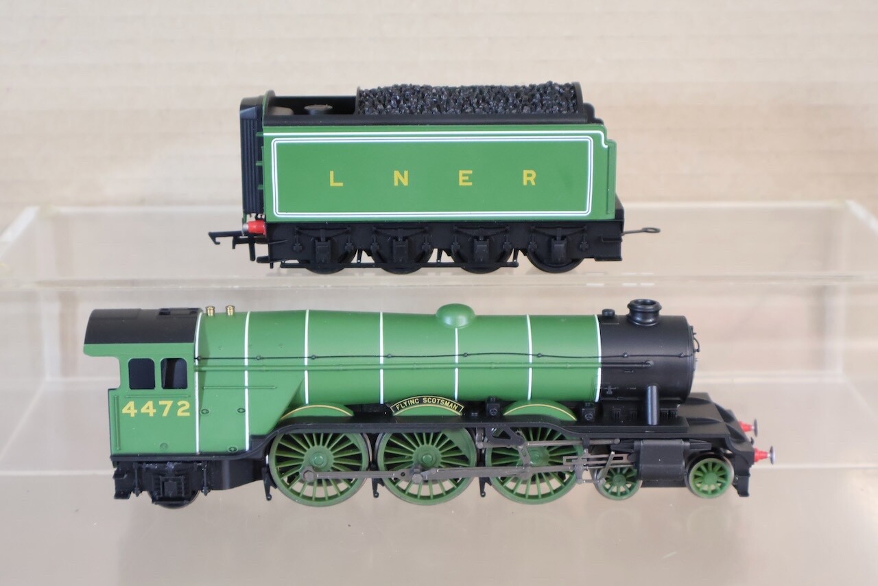 HORNBY R3086 DCC READY LNER 4-6-2 CLASS A3 LOCOMOTIVE 4472 FLYING SCOTSMAN om