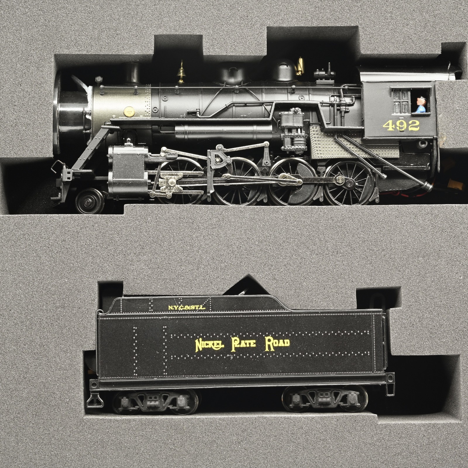 Bachmann Spectrum – 11419 HO Baldwin 2-8-0 Consolidation – Nickel Plate – MIB