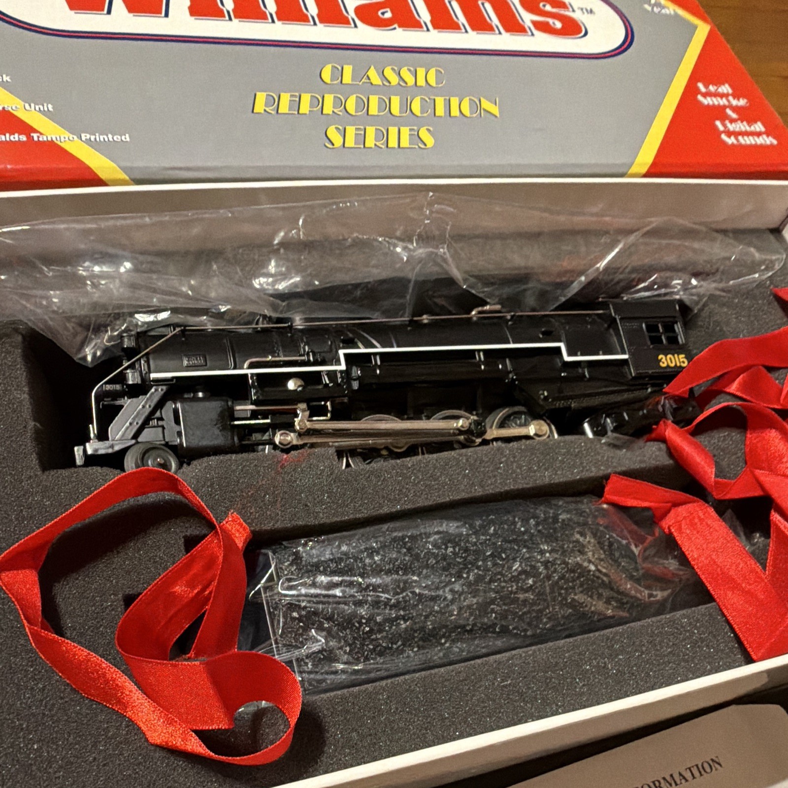 Williams New Haven O Gauge 2-8-4 Steam Loco & Tender Light Sound