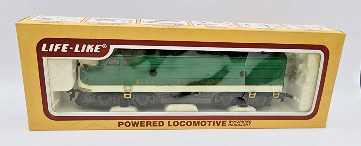 Life Like HO 1:87 F-7 Diesel Locomotive 6142 Southren Road Tested & Runs