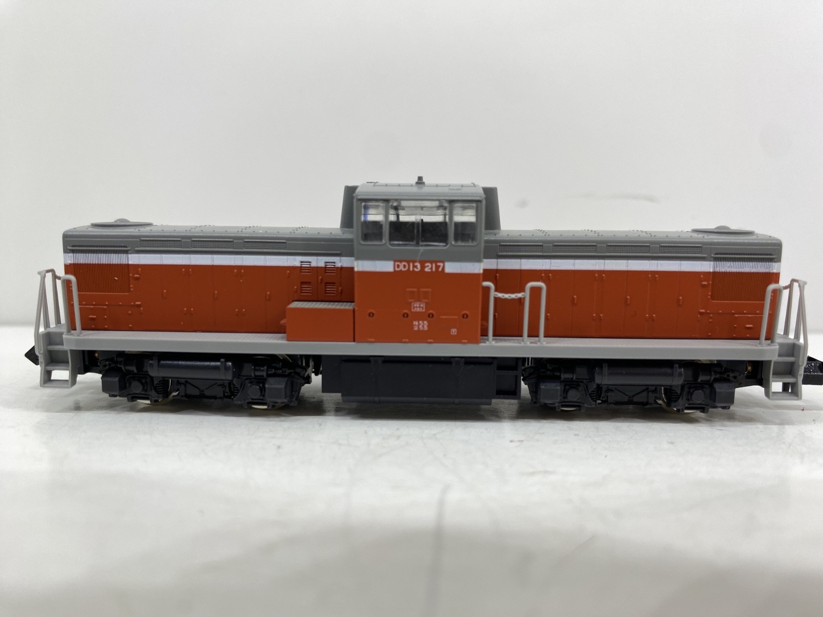 Kato N Scale 7001 DD13 Center Cab Switcher Locomotive