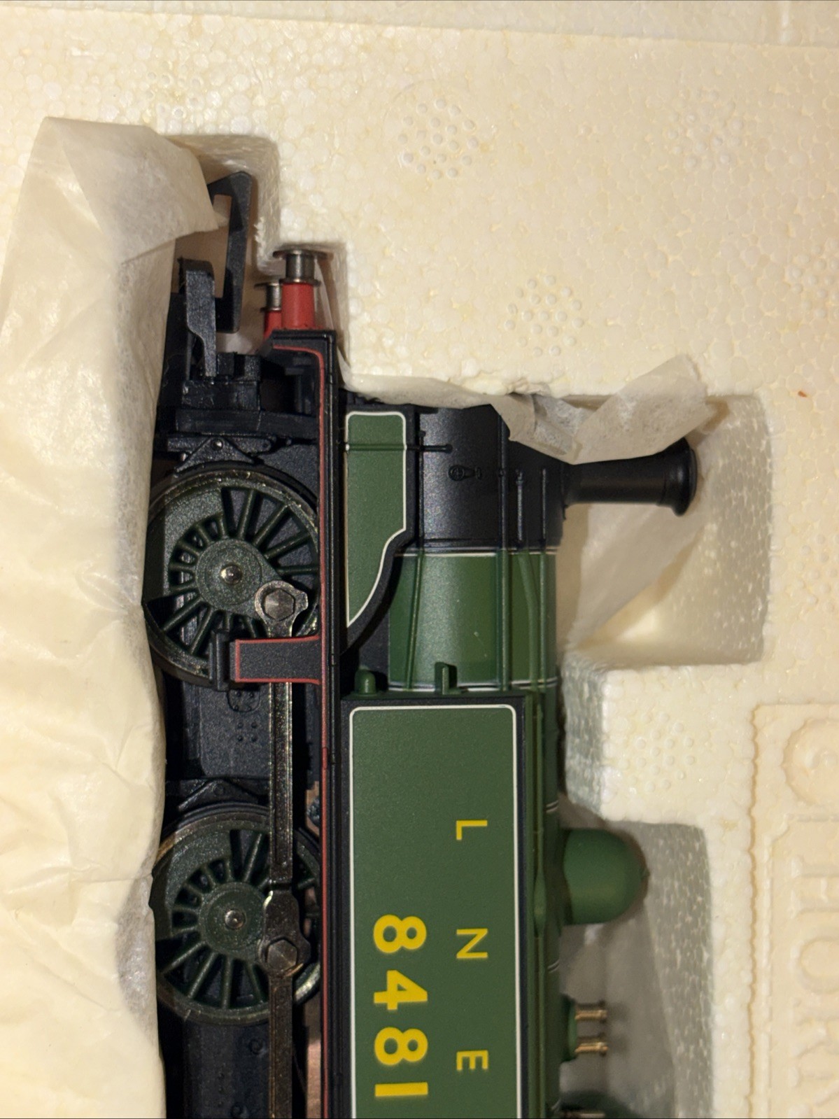 Working Hornby R2164A OO Gauge LNER Green Class D/J83 8481 Loco