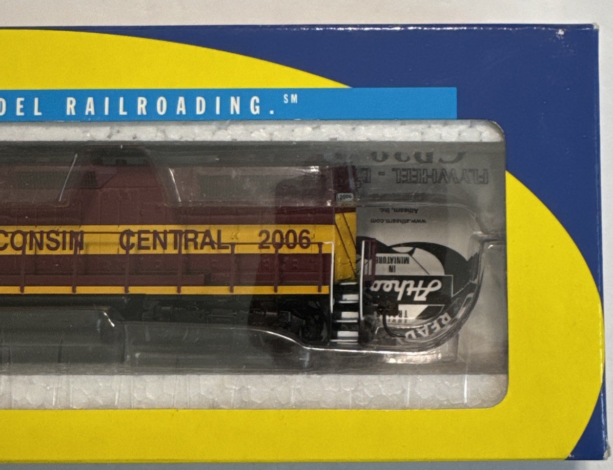 Athearn 79993 HO Wisconsin Central GP38-2 Diesel Engine #2006 LN/Box