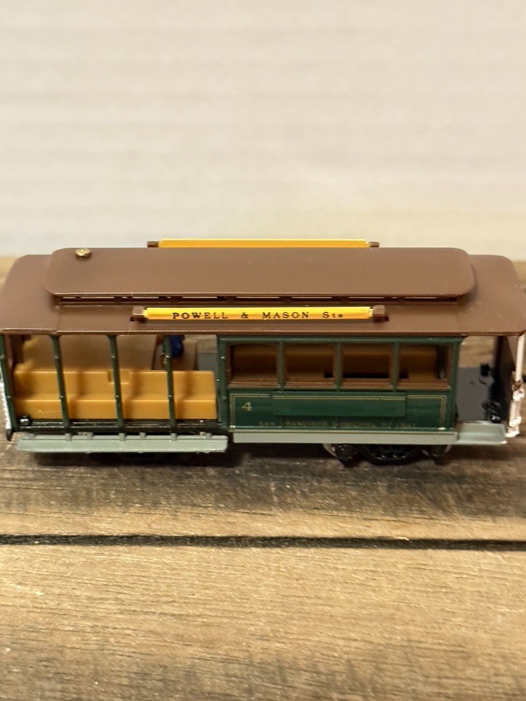 Unbranded 2 Classic Streetcars Set Powell & Mason + Desire St Die-Cast Models