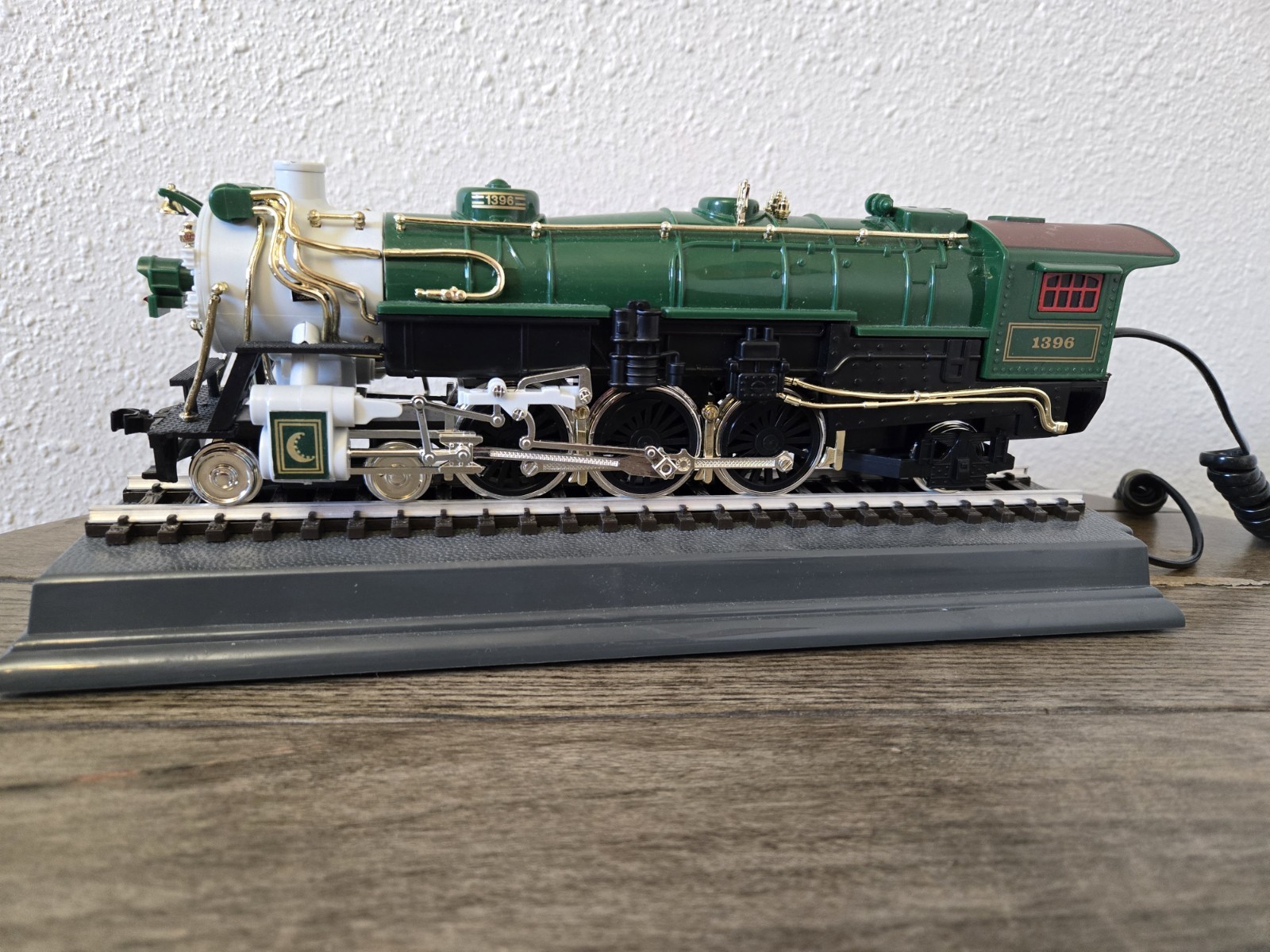 Vintage Crescent 1925 Telemania Train Locomotive Corded Telephone UNTESTED