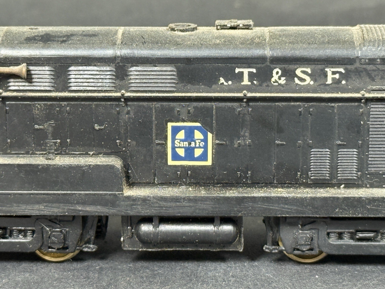 Vintage Santa Fe A.T. & S.F. HO Scale Black Electric Train Locomotive