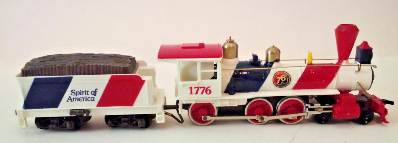 VTG TYCO HO SPIRIT OF AMERICA #247 1776 STEAM ENGINE/COAL CAR W/BOX UNTESTED