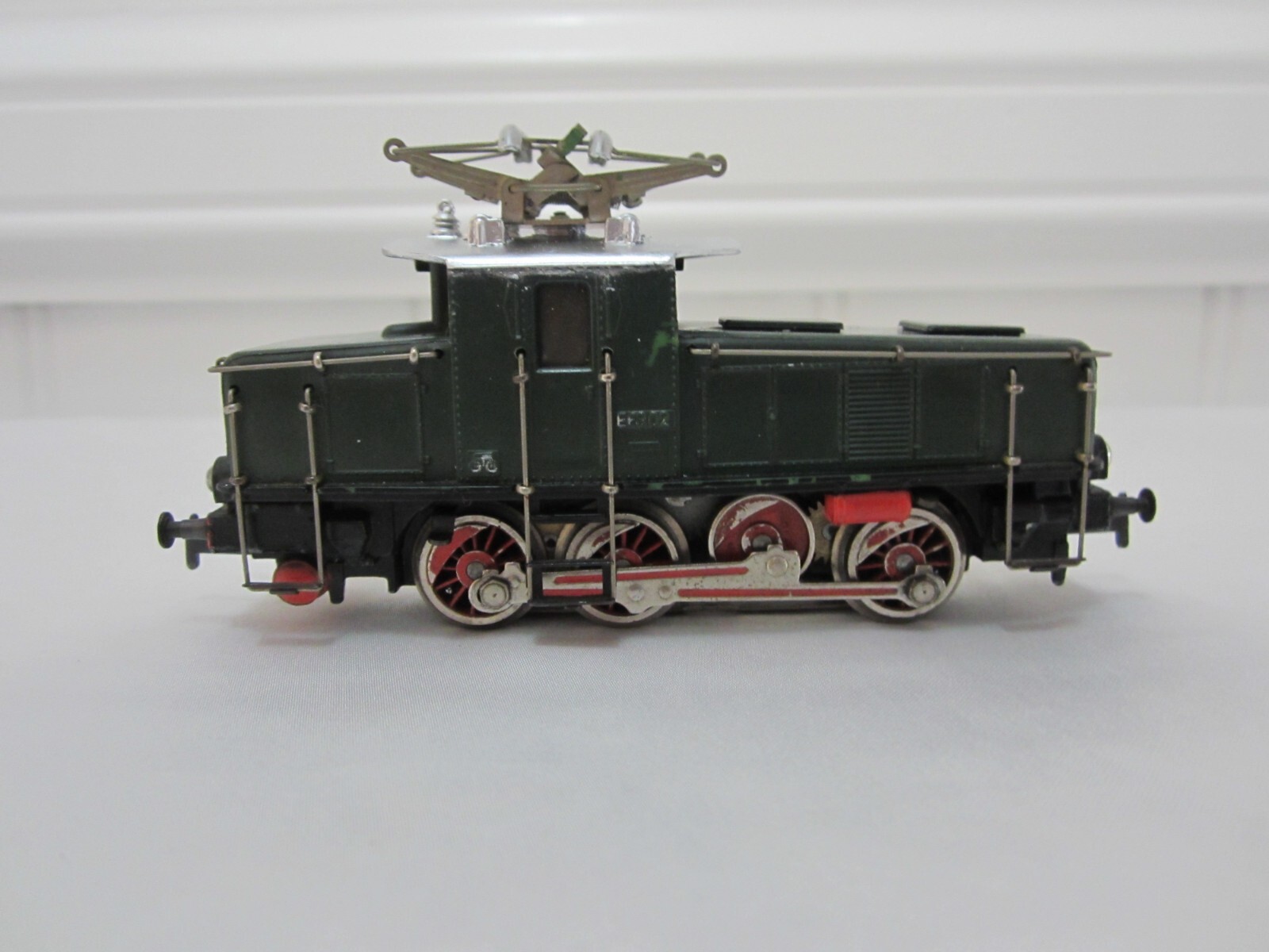 Marklin 3001 HO DB BR 63 Electric Locomotive Green 3 Rail (Analogue) Green