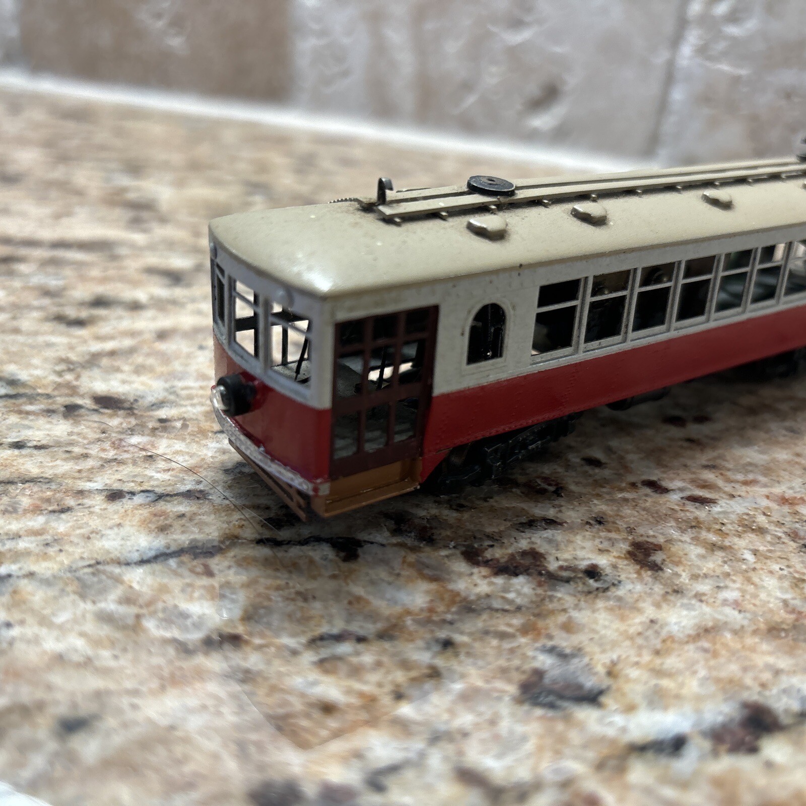 The Car Works BRASS INTERURBAN TROLLEY CURVESIDER HO *CUSTOM-PAINT *
