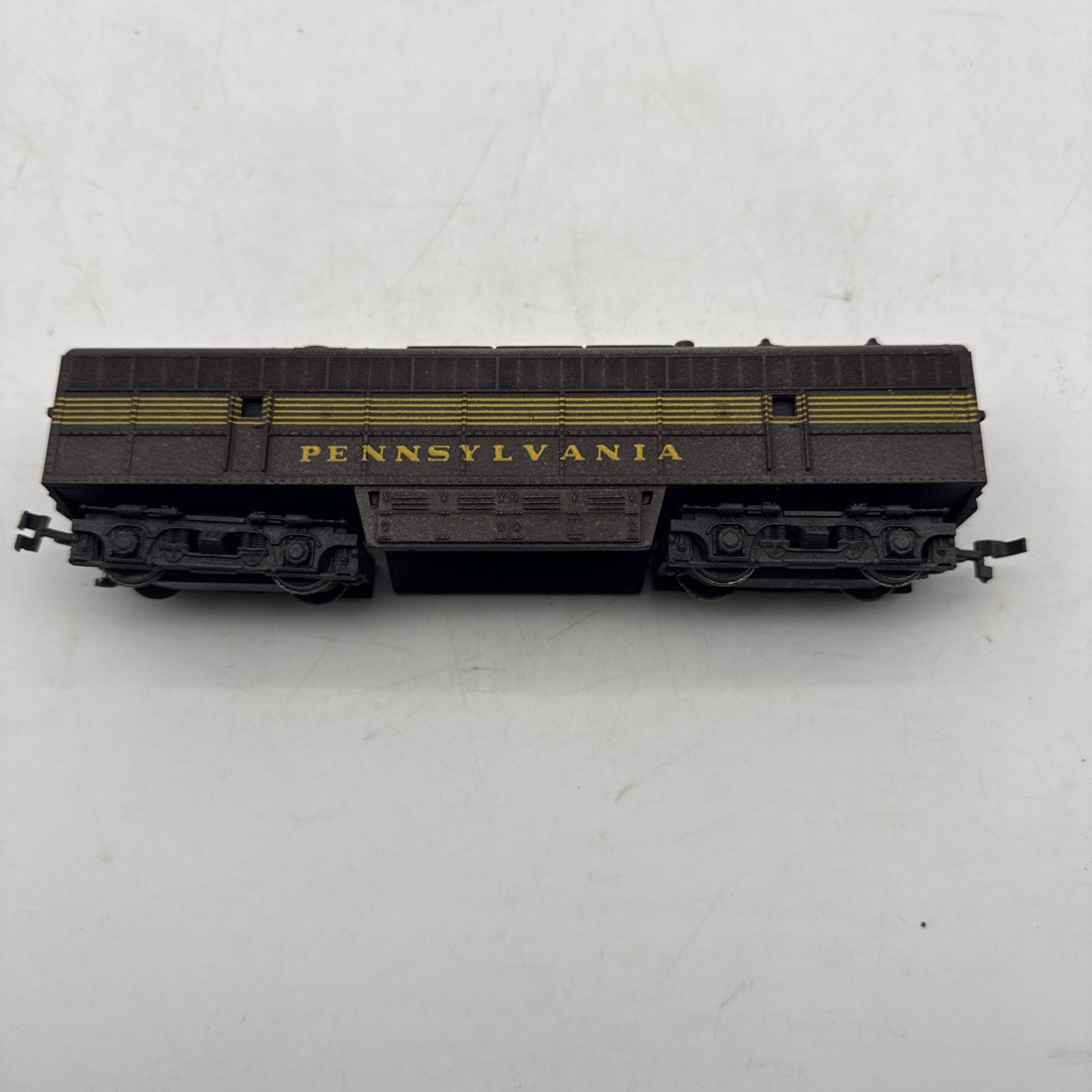 HO AHM Rivarossi Pennsylvania PRR FB7 Dummy B Locomotive Unit Made in Yugoslavia