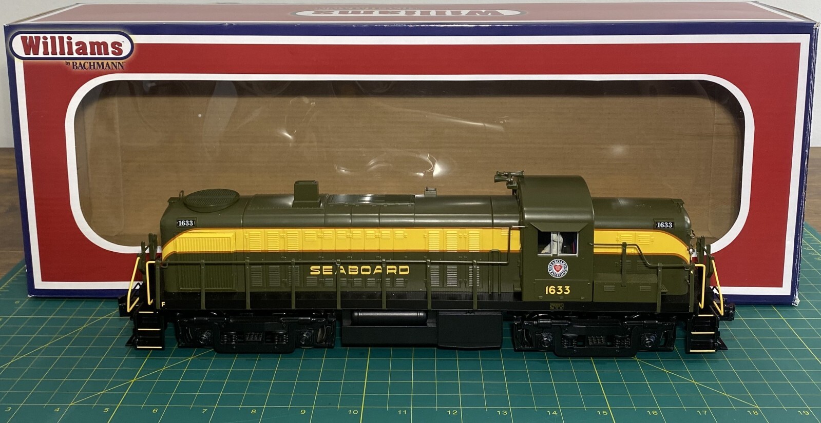 Williams 23004 O Seaboard Air Line ALCO RS3 3-Rail Diesel Locomotive #1633