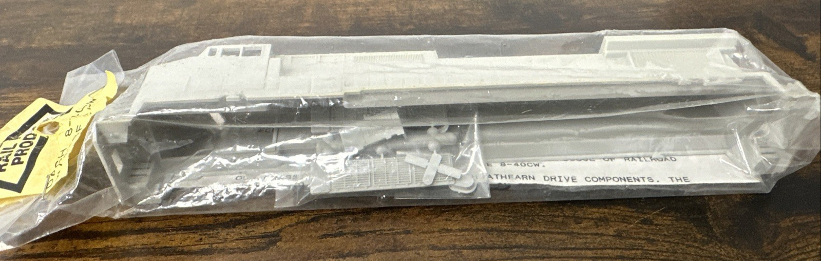 Rail Power Products HO Scale Dash 8-4CCW w/ATSF Cab Undecorated Shell NIP!