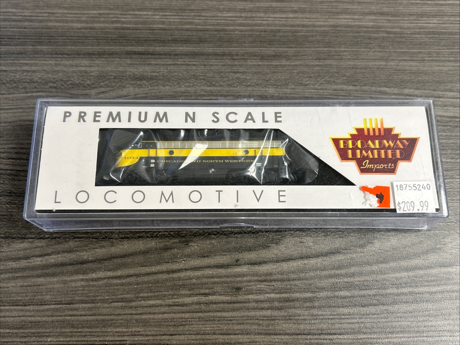 Broadway Limited N Scale #9076 EMD F7A Locomotive CNW #4075A NIB – CC