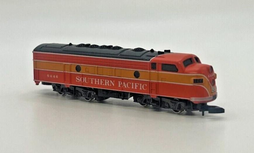 Z Scale Marklin 8809 “Southern Pacific” Daylight F7A Diesel 5 pole motor Org Box