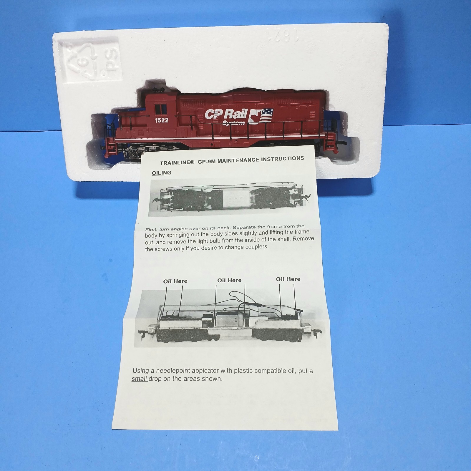 Walthers Trainline HO Scale, Canadian Pacific GP9M Locomotive, #1522, New in Box
