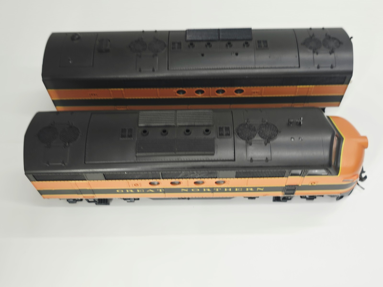 Stewart Hobbies – Ho – Great Northern FTA & FTB Locomotive – Needs Repair