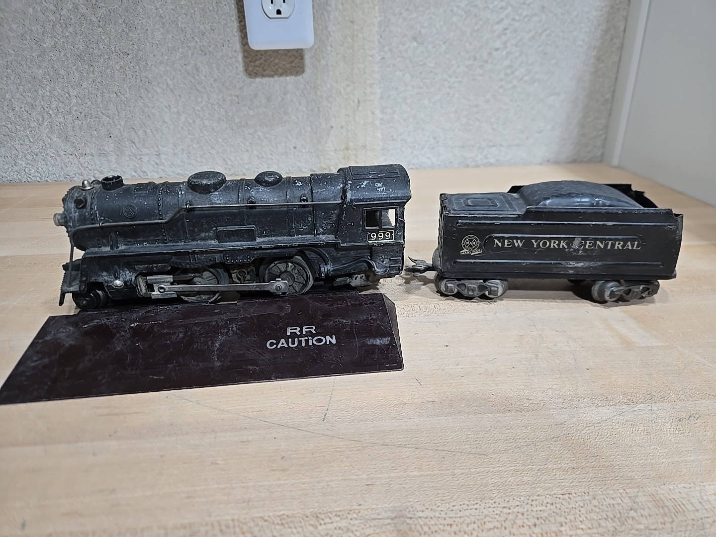 Vintage Marx 999 Electric 2-4-2 Black Die-Cast Locomotive New York Central AS-IS