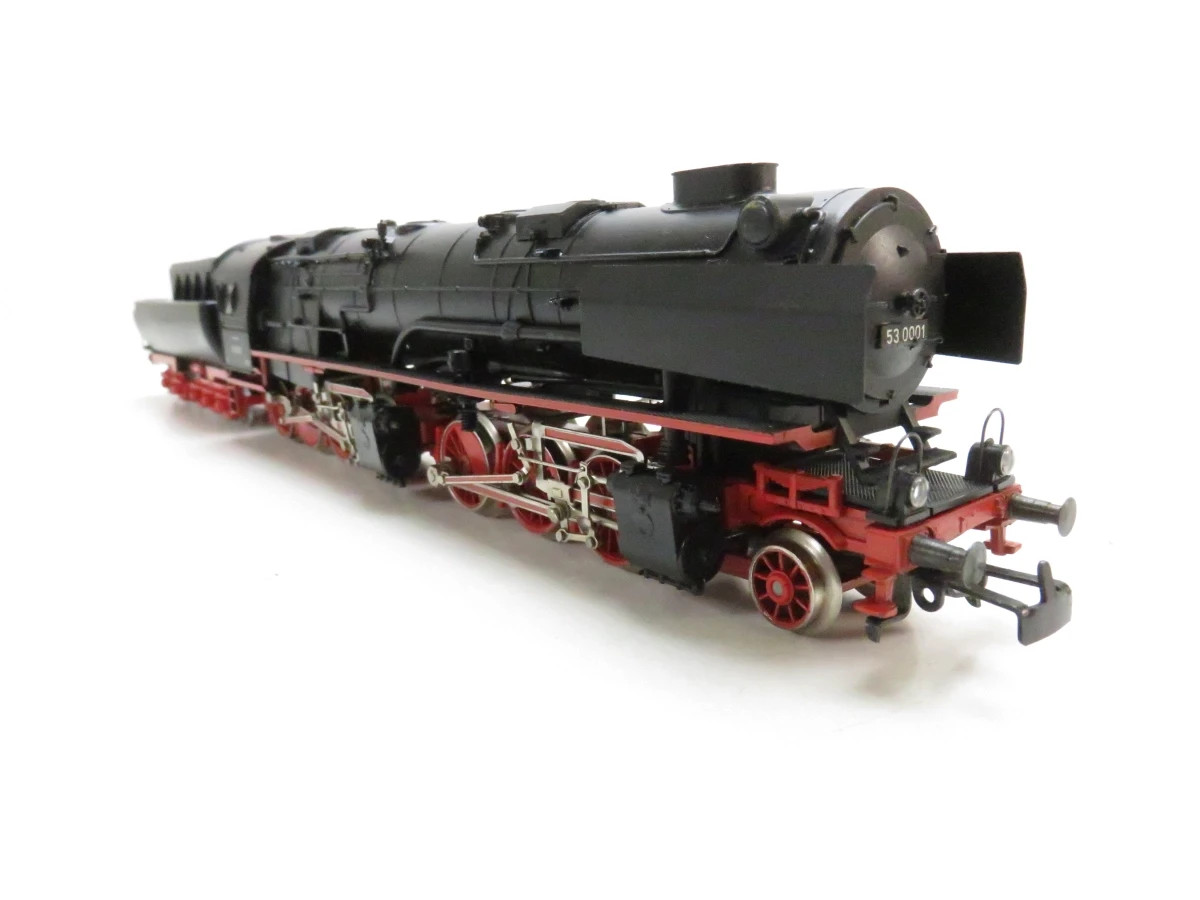Märklin 8302 BR 53 0001 DRG Black Steam Locomotive, Red Frame