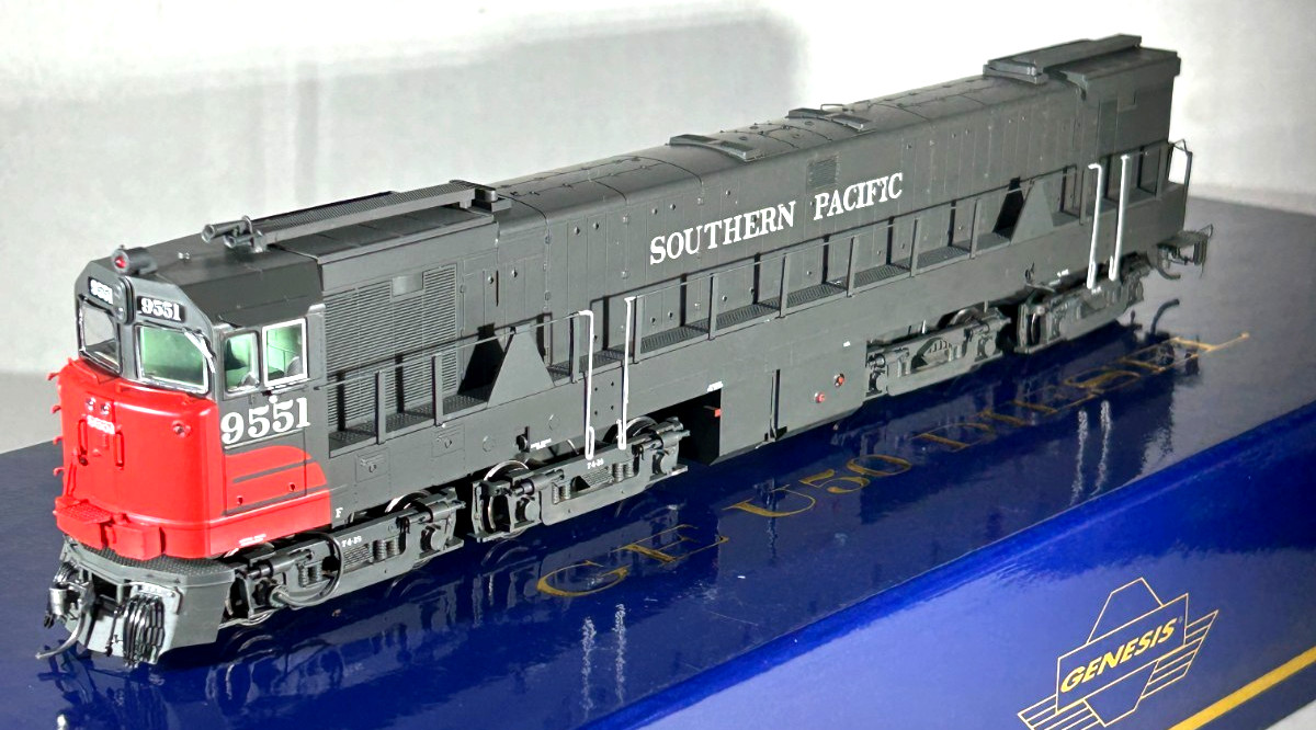 ATHEARN GENESIS HO SCALE U50 LOCOMOTIVE W/TSUNAMI SOUND & DCC SP ATHG41056