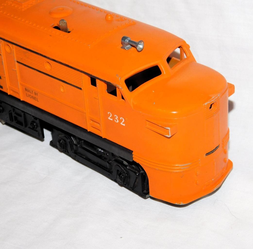Scarce Lionel 232 New Haven A Alco Diesel 1962 only Runs Black Stripe Postwar