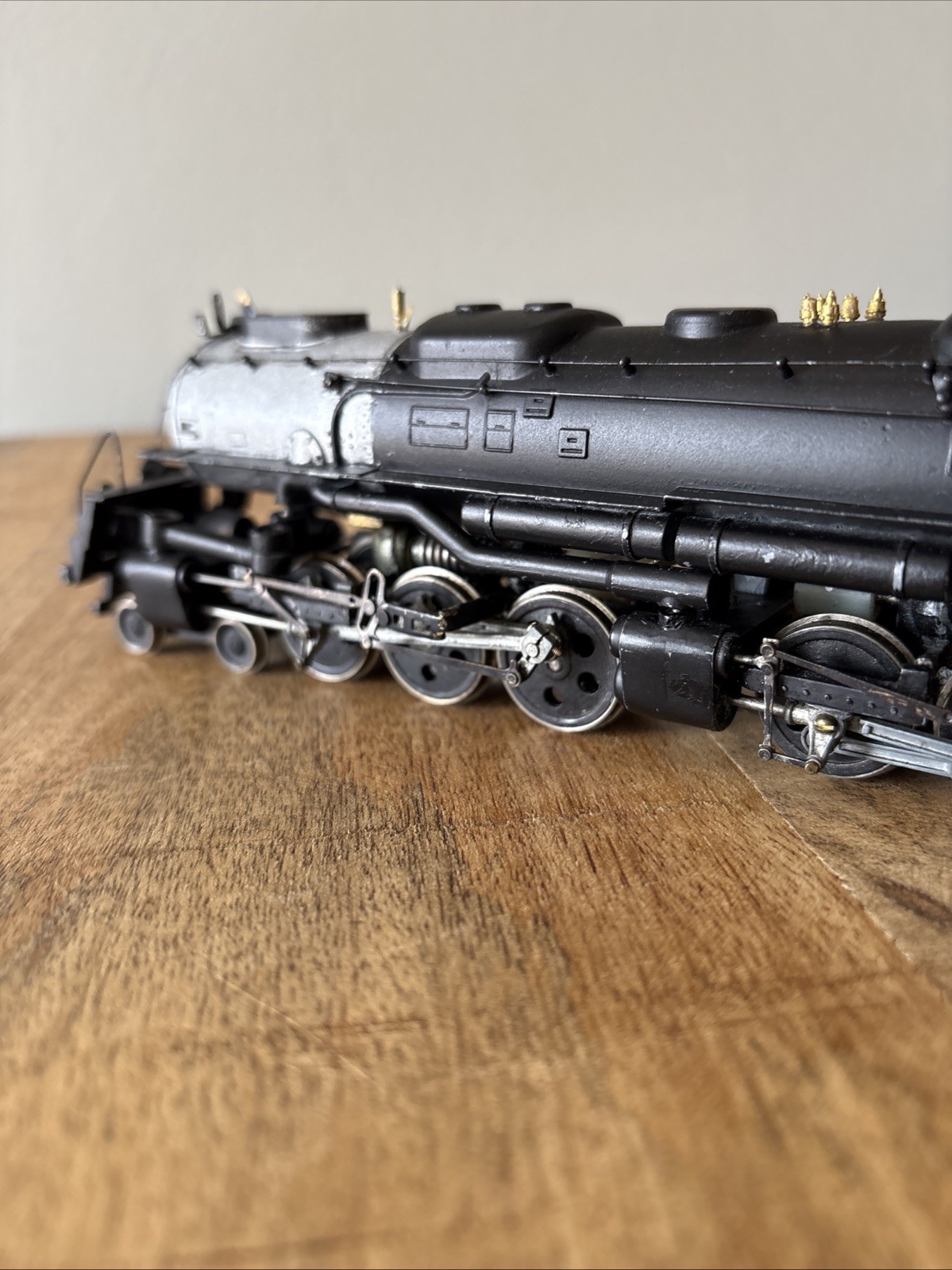 Bowser Challenger 4-6-6-4 Steam Locomotive C&O HO