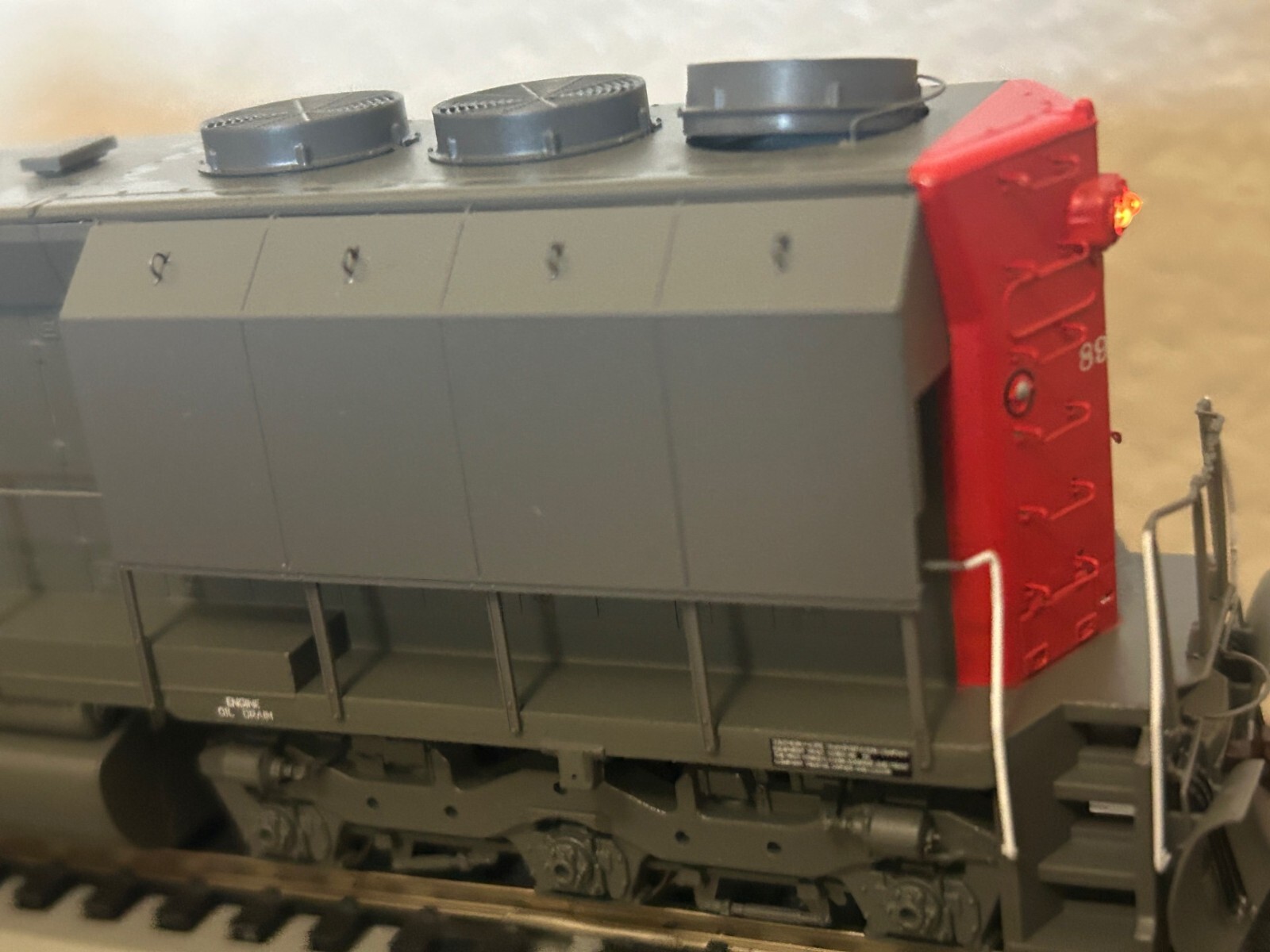 SOUTHEN PACIFIC – SP ” ELEPHANT EARS ” – SD45 LOCO DC/DCC Ready HO Scale NEW OOP