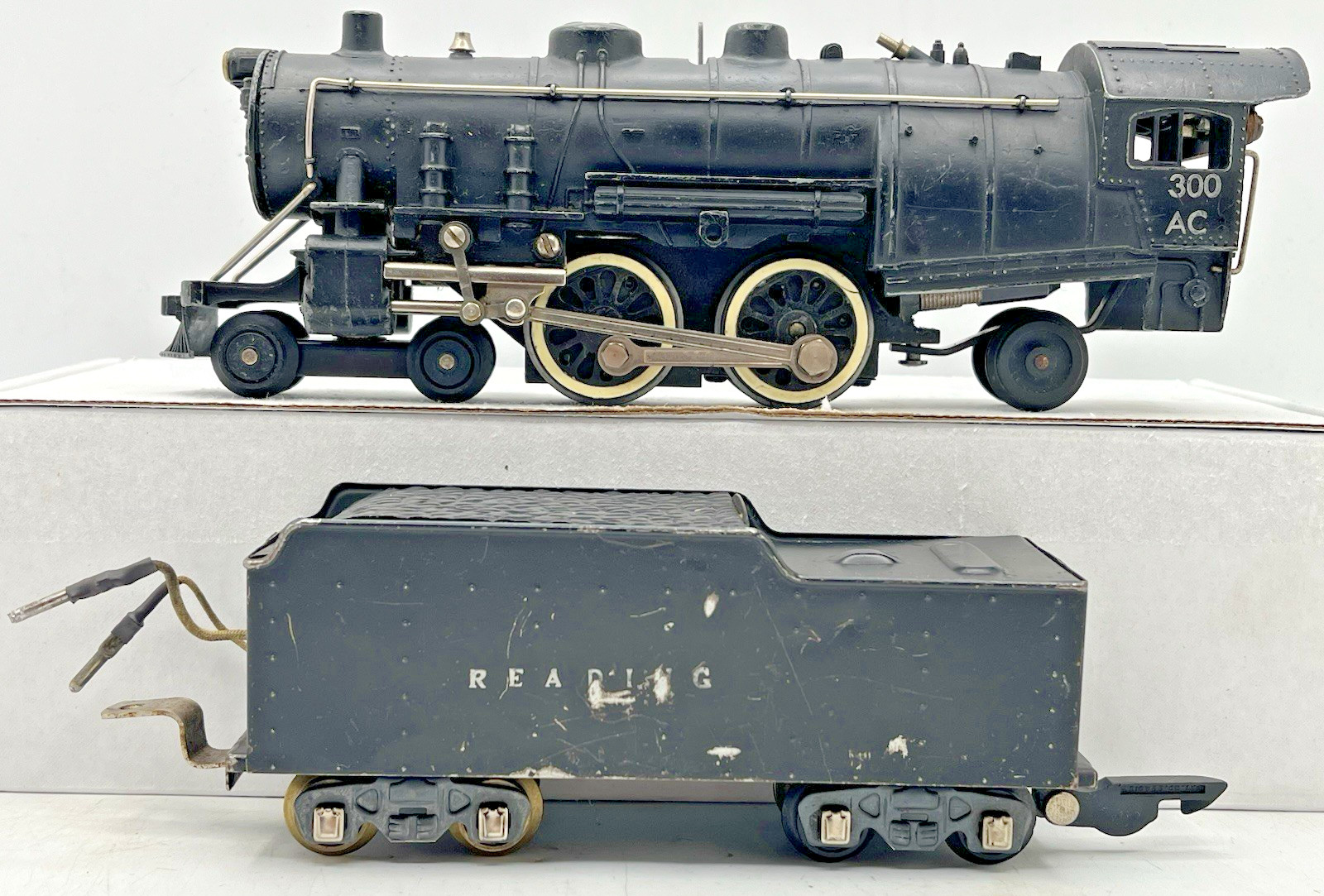 Gilbert American Flyer S Gauge 1948 #300AC Reading Atlantic Loco/Tender