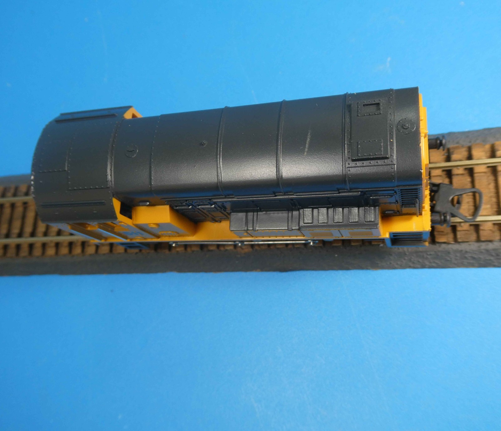 LIMA HO/OO DUTCH NS DIESEL SHUNTING LOCOMOTIVE 205129MG – OB – 1983
