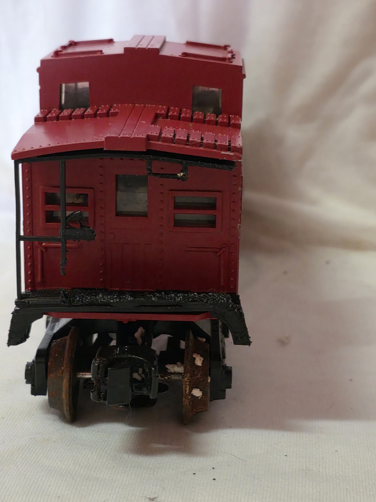 Lionel Train Cars Set 8644 with transformer and extra roof part