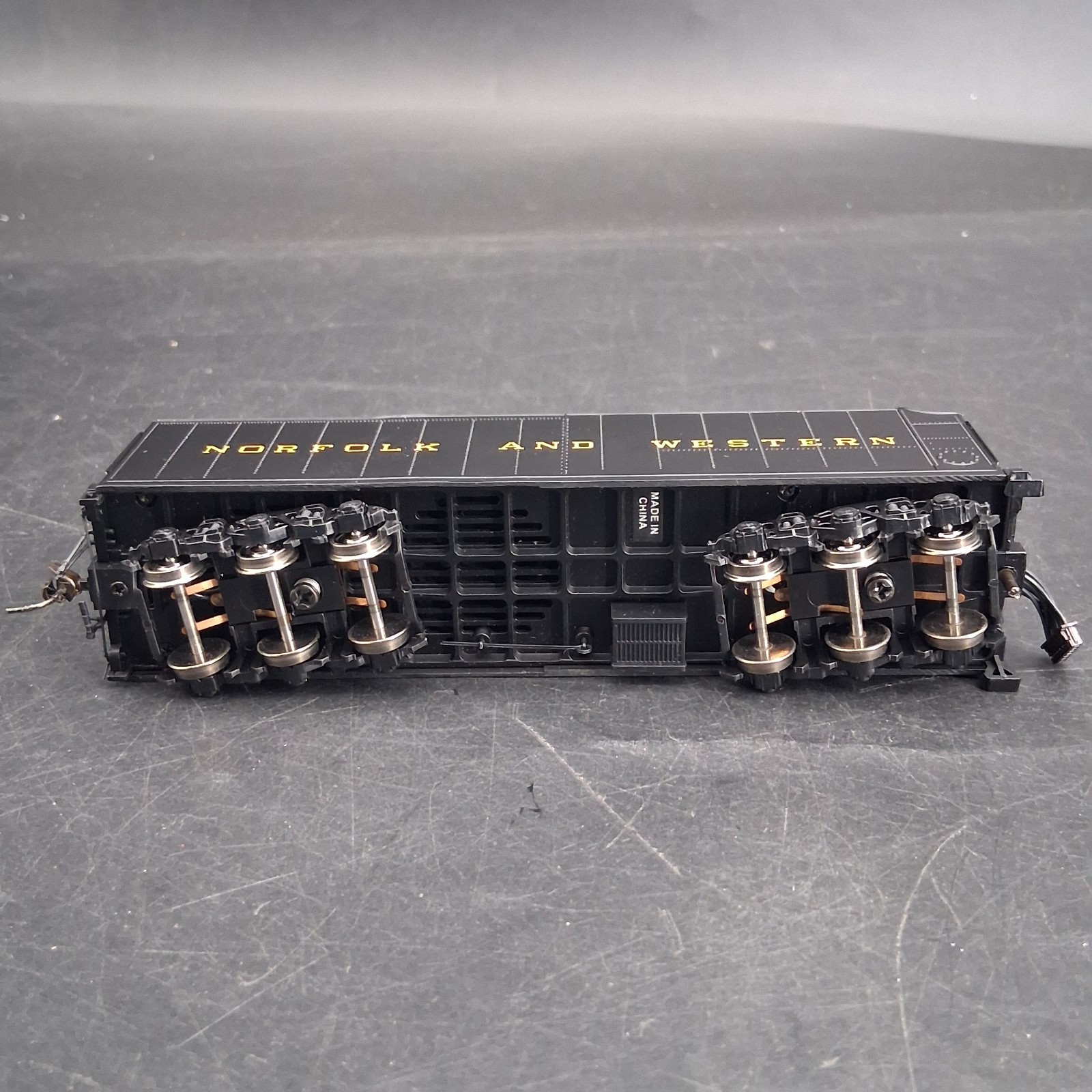 READ Broadway Limited Blueline 5200 N&W Class A 2-6-6-4 #1235 Tender HO Norfolk