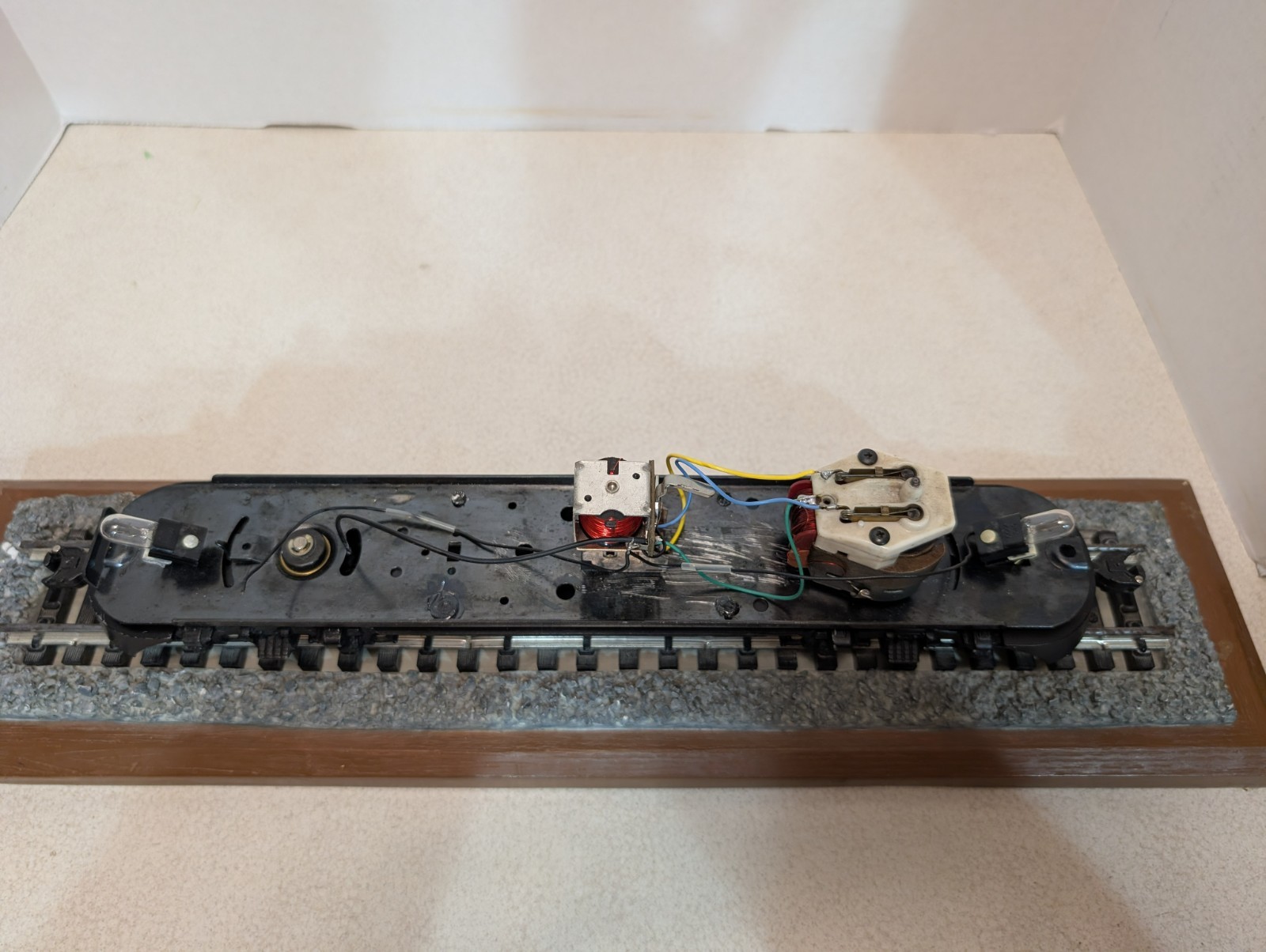 Lionel EP-5 Single Motor Chassis Mt. Clemens ~Parts or Repair~