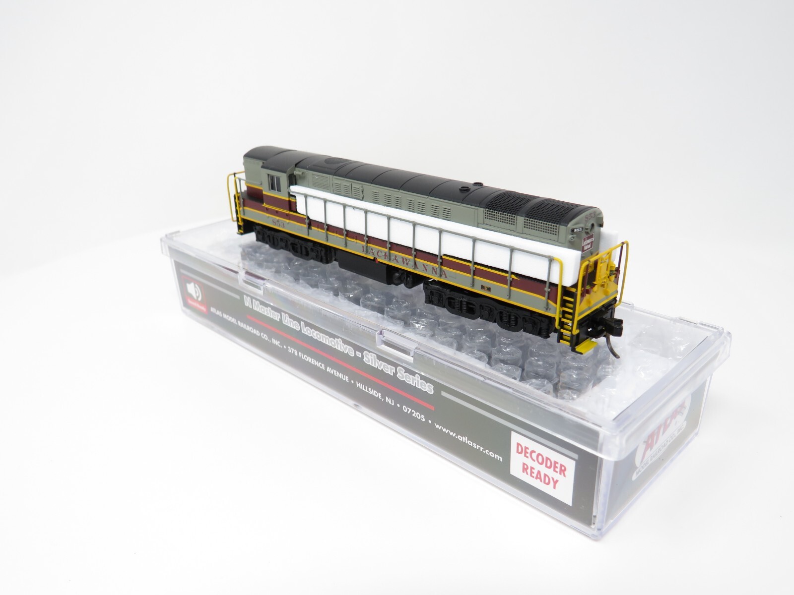 Atlas N 40005384 Lackawanna FM Trainmaster H24-66 Diesel Locomotive Freight