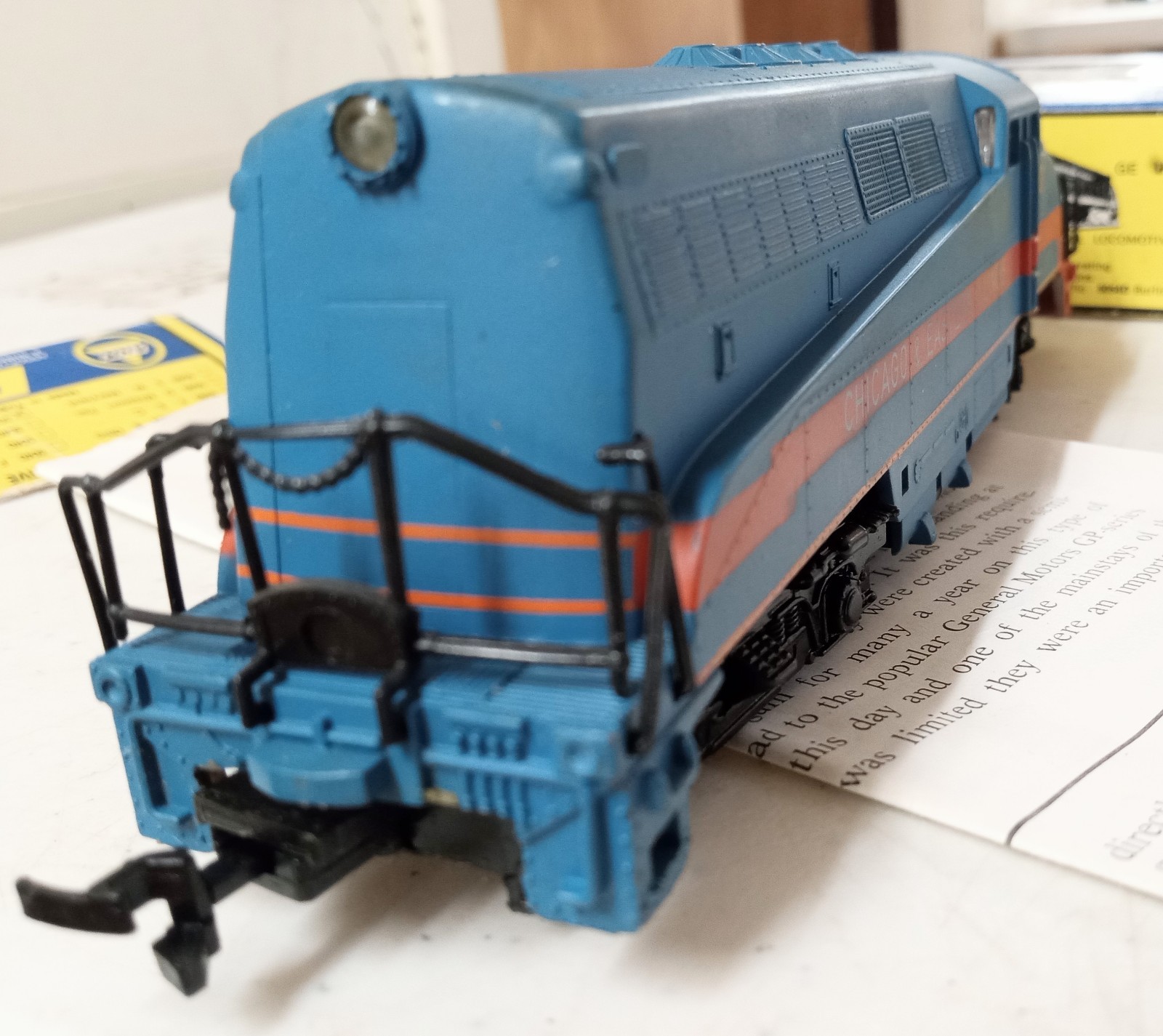AHM HO Chicago Eastern Illinois BL-2 Locomotive w Box #5040 Dated 1974 Untested