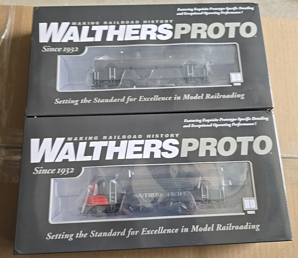 42559 Walthers HO EMD FP7 & F7B – LokSound 5 Sound & DCC Southern Pacific