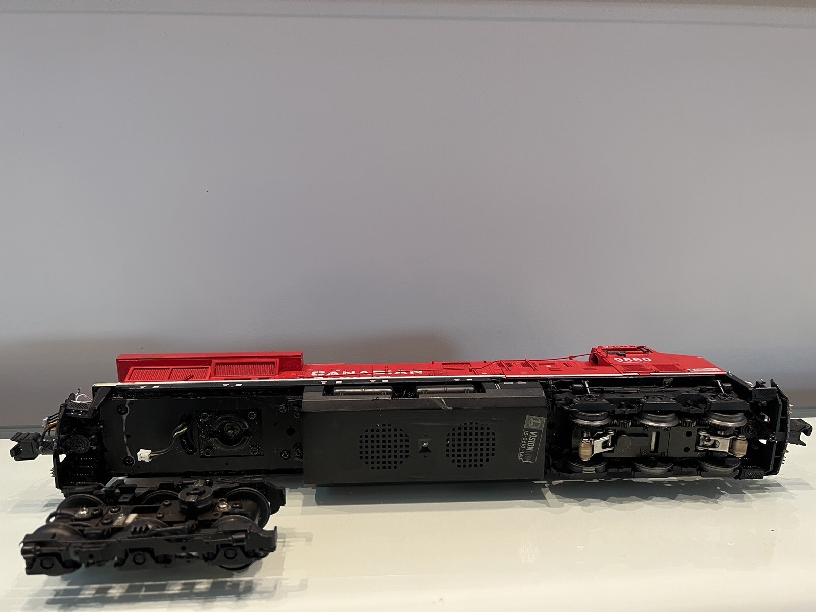LIONEL LEGACY 2133351 CP/Canadian Pacific SD70ACe Diesel Engine w/Box O-Gauge