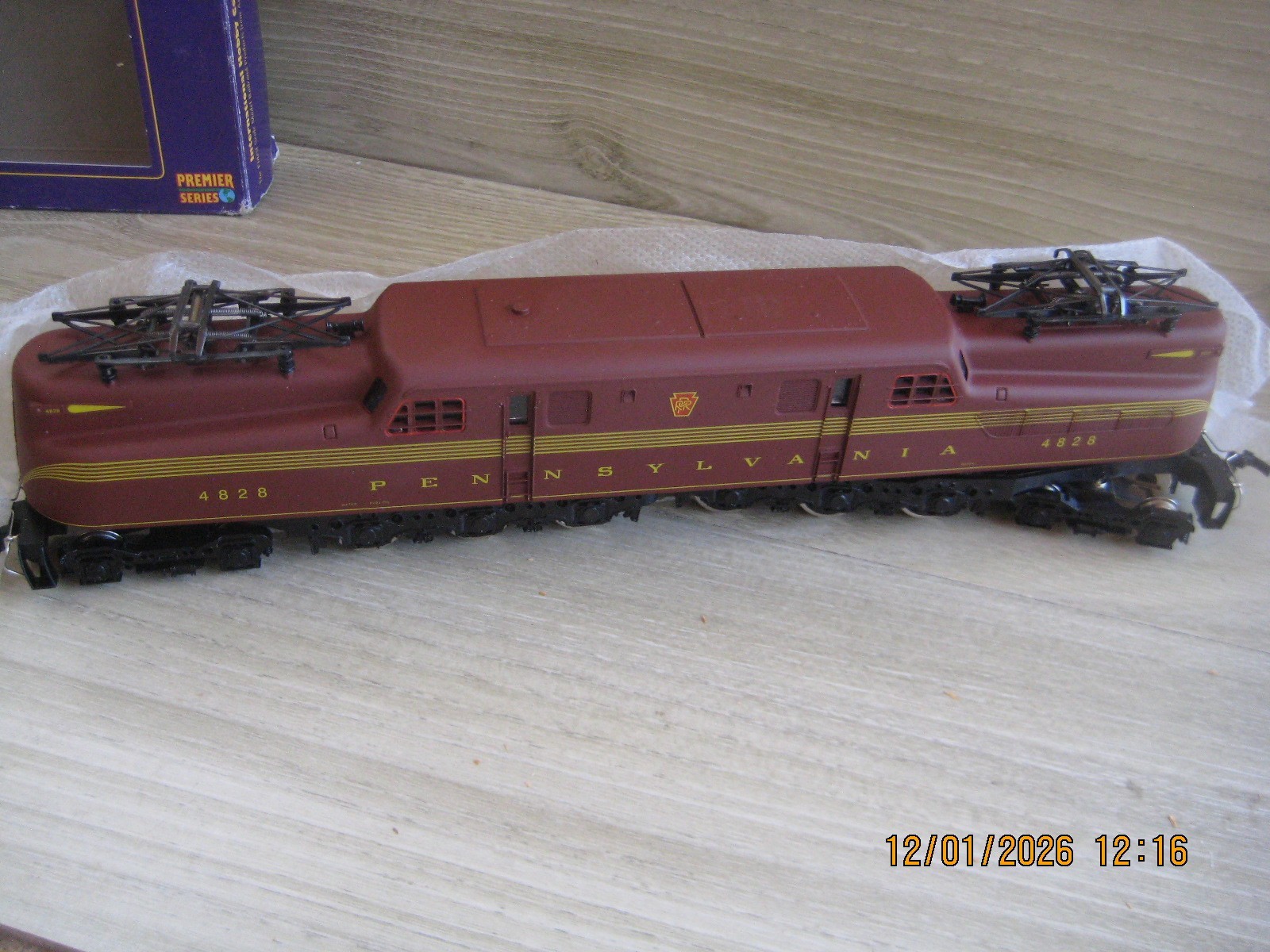 IHC M9650 GG-1 PREMIER Elelctric Locomotive #4828 Tuscan Red Pennsylvania PRR