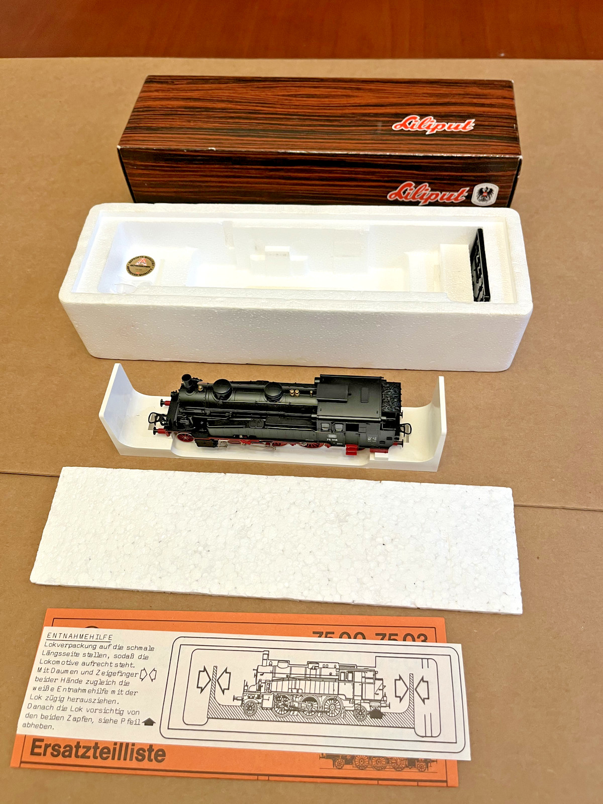 Liliput HO Train 7504 Deutsche Bundesbahn 2-6-2T Steam Tank Locomotive #1118