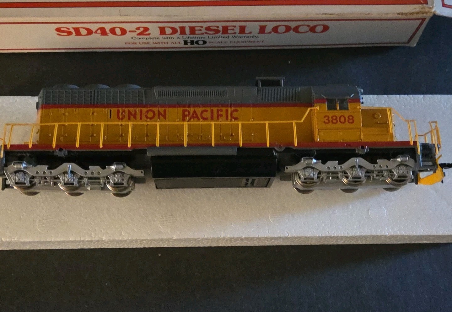 Bachmann Union Pacific SD40-2 Diesel #3808 Reversing Headlights & Blinking Warni